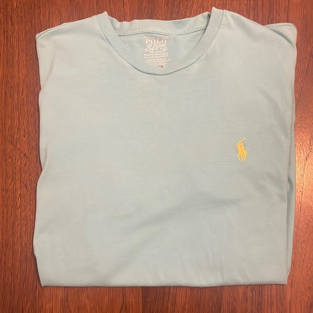 Men’s R Lauren and Co. Tee shirt